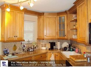 5701 Camino Del Sol APT 105, Boca Raton, FL 33433