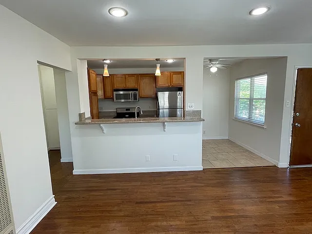 5301 Cleon Ave #3 — Photo 2