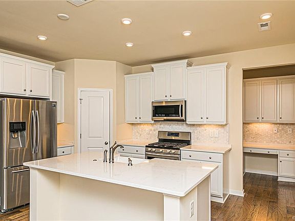 2nd image of 0 Avondale Woods Dr #545