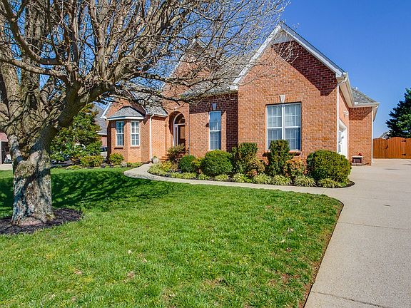 2nd image of 3023 Wentworth Ct