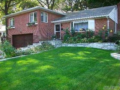768 Bethlynn Ct, East Meadow, NY, 11554