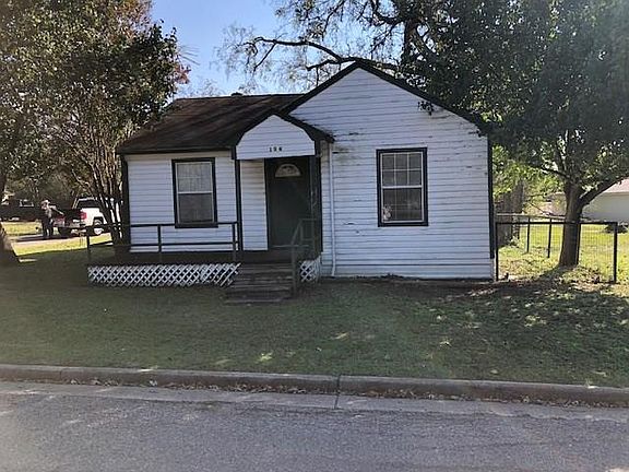 2nd image of 106 Murchison St