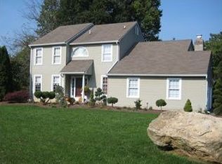 5 Pine Pl, Newark, DE 19711