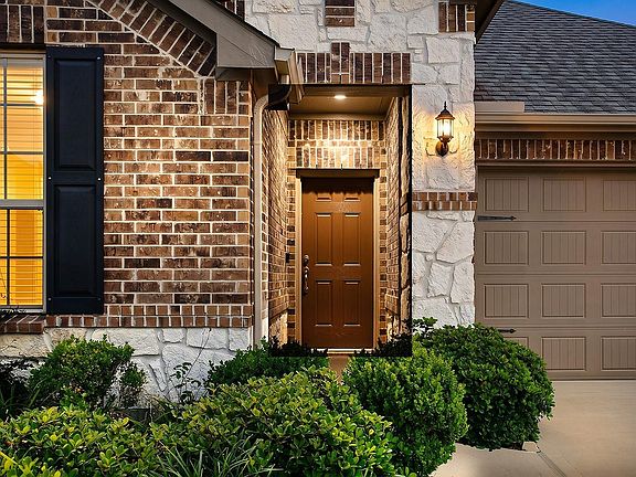 2nd image of 23847 Northwood Terrace Ln