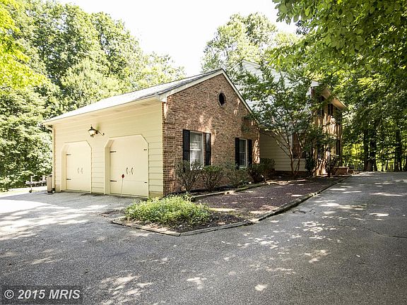 2nd image of 14 Woodsmen Ct