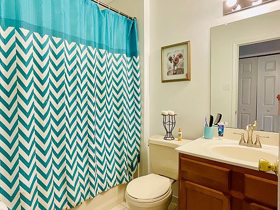 4th image of 9228 Blue Grass Rd APT 38