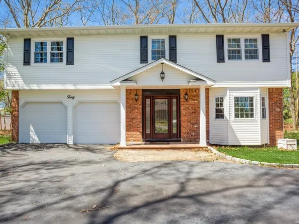 30 Jefferson Boulevard, Port Jefferson Station, NY 11776