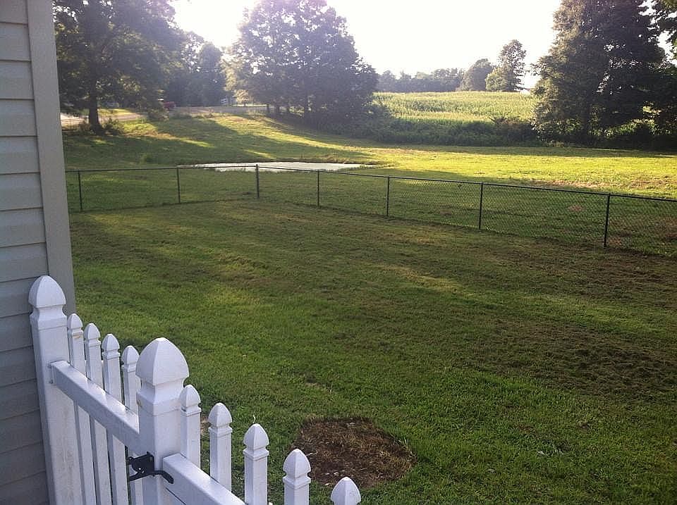 2nd image of 980 Blanton School Rd