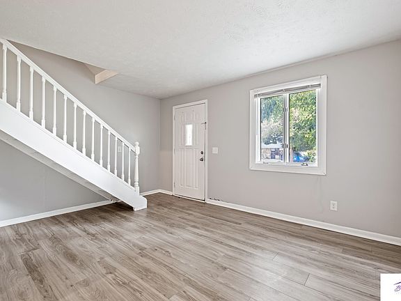 2nd image of 3012 Menke Cir #3012M