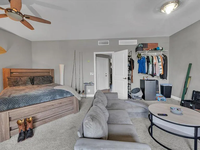 502 Del Sol Cir — Photo 34