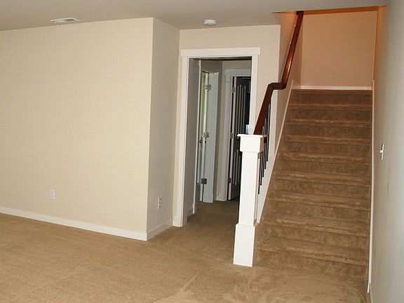 5th image of 1244 236th Pl NE