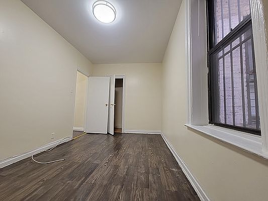 4th image of 5421 Fort Hamilton Pkwy #A