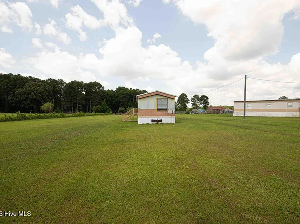 118 Jen & Jess Ln, Richlands, NC 28574