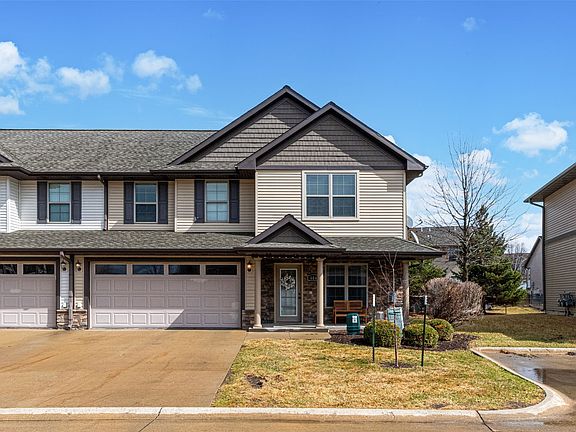 2nd image of 404 Cambria Dr