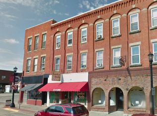 60 W Main St APT 3, Platteville, WI 53818