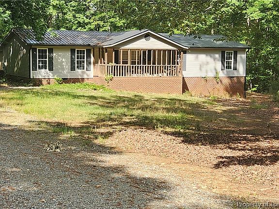 3rd image of 3694 Buckhorn Rd