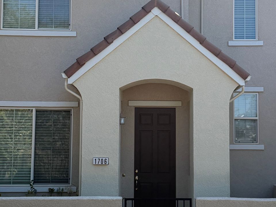 1st image of 1706 Esplanade Cir