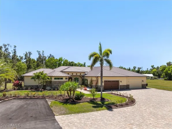 15860 Glendale Ln, Fort Myers, FL 33912