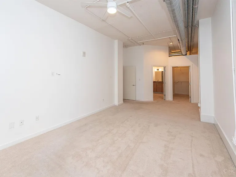 18 E 4th St #501 — Photo 24