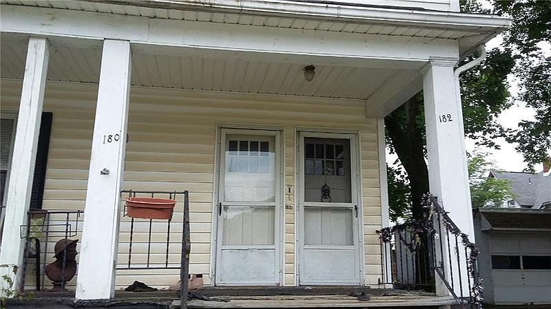 2nd image of 180/182 N Fourth St