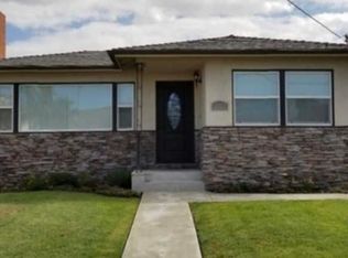 11878 Freeman Ave, Hawthorne, CA 90250