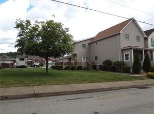 28 E 2nd Ave, Latrobe, PA
