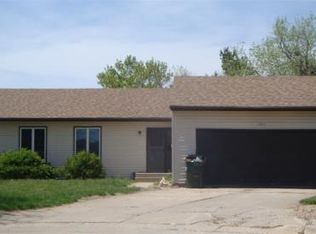 1511 Freedom Ln, Lexington, NE 68850