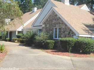 7303 S Laurel St, Pine Bluff, AR 71603