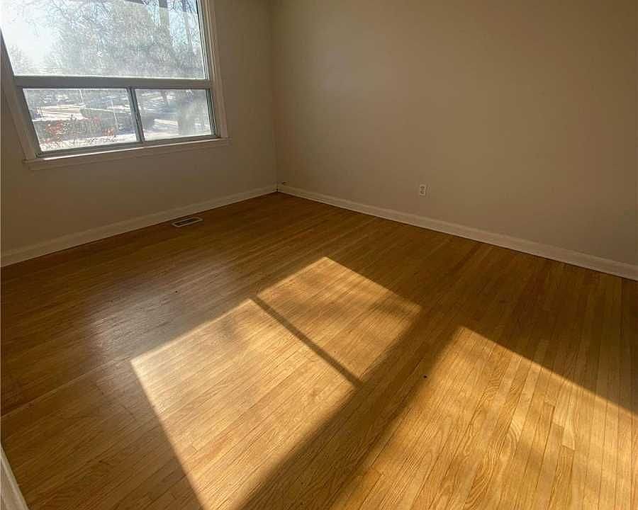2nd image of 60 Alhart Dr