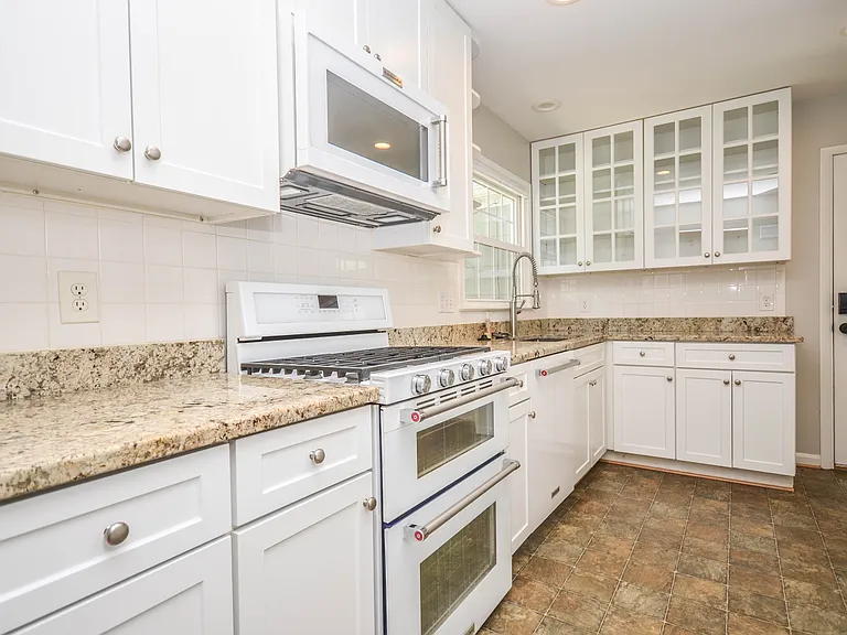 4805 Willet Dr — Photo 12