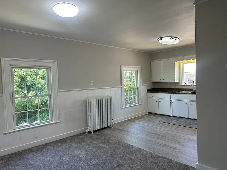 17 Broad St — Photo 4