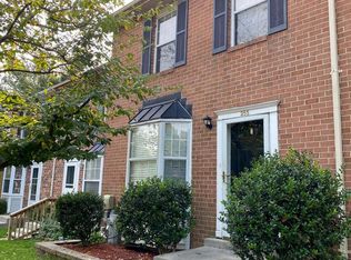 355 Cool Breeze Ct, Pasadena, MD
