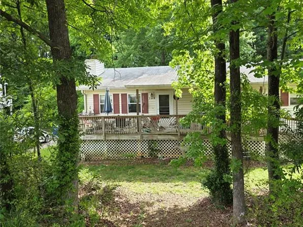 106 Caldwell Rd, Lawrenceville, GA 30046