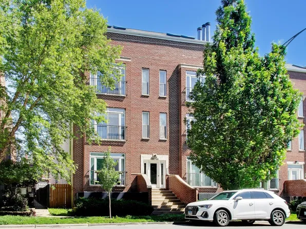 1732 W Diversey Pkwy #2W, Chicago, IL 60614