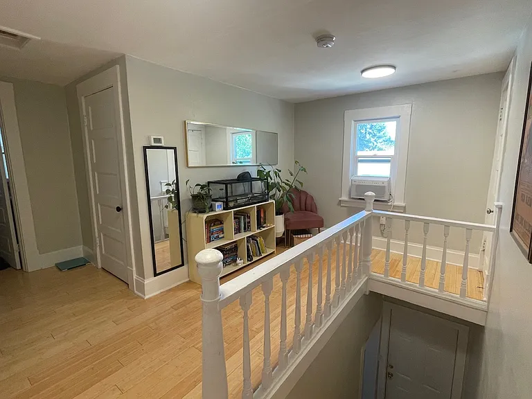 1427 E 16th Ave — Photo 10