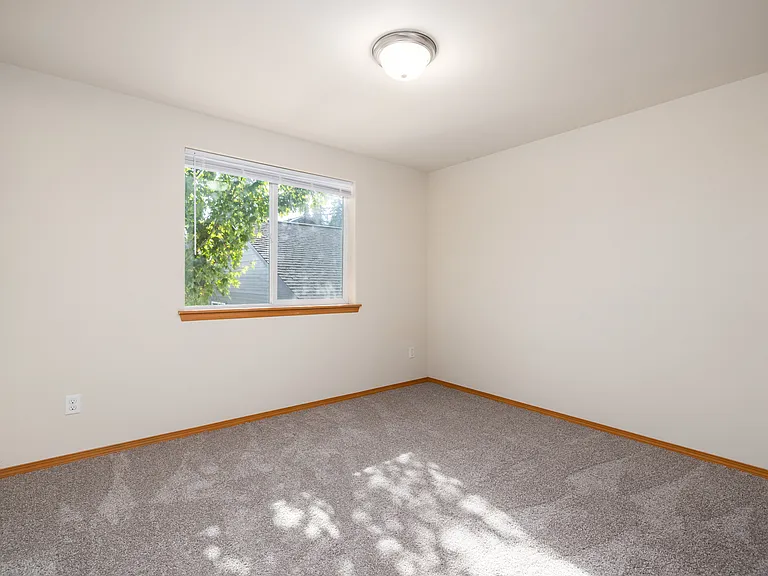 Chelsea Village Townhomes — Photo 16