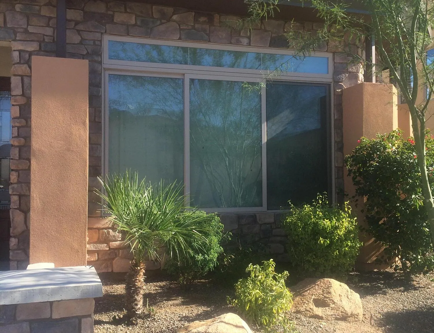 3 bed, 2.5 bath, 1819 sqft, $3,600 — Photo 3