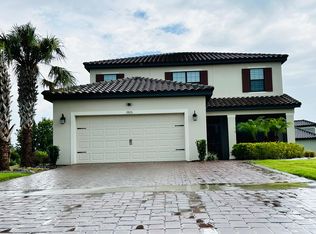 3925 Carrick Bend Dr, Kissimmee, FL 34746