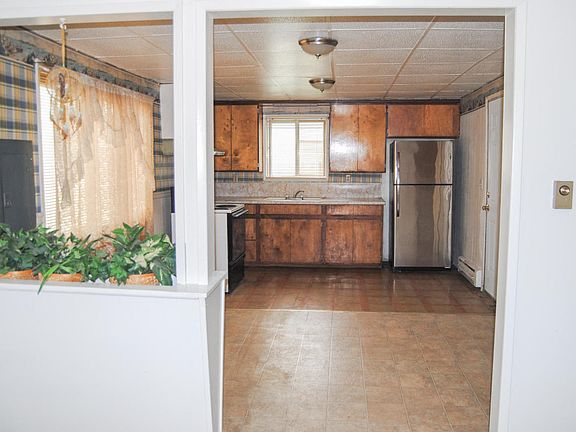 4th image of 1811 S 9th Ave