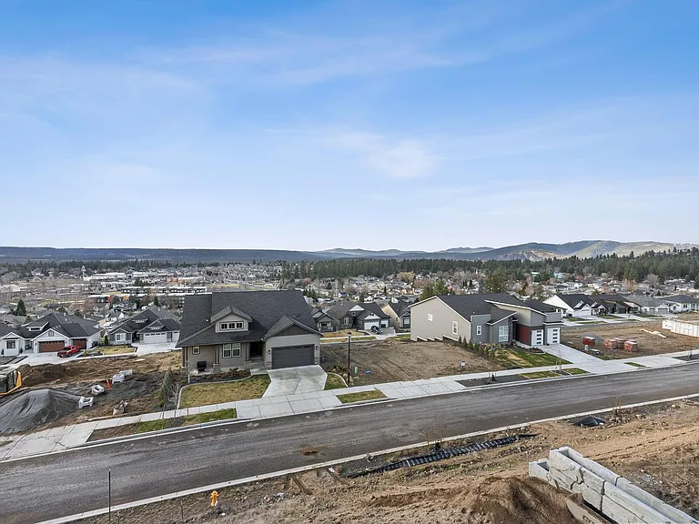 4740 W Derek Ave — Photo 45