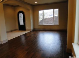 292 Tobrurry Way, Folsom, CA