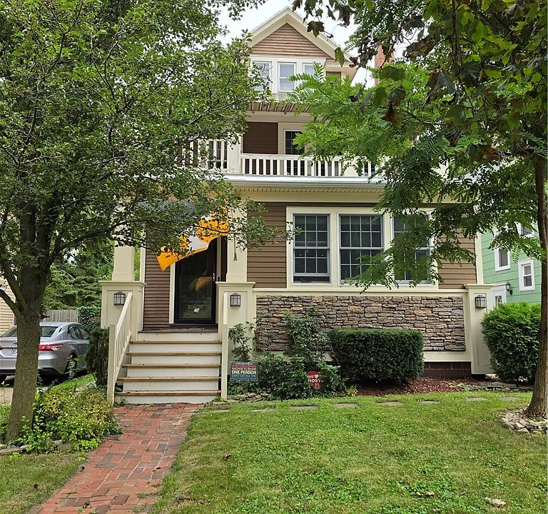 765 Crescent Ave