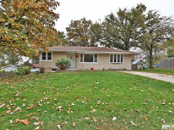 653 7th St, Unadilla, NE 68454