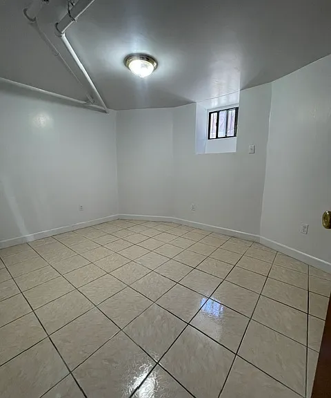 337 E 16th St #1 — Photo 2