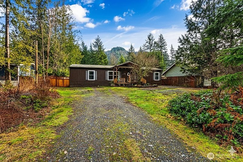 2nd image of 172 Sprague Valley Drive