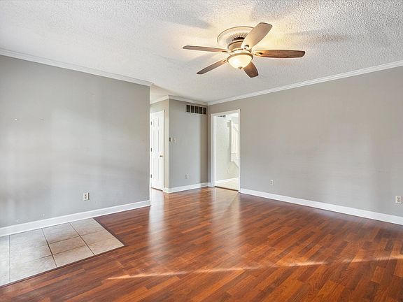 5th image of 145 E Lawnwood Dr
