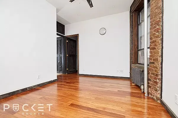 647 E 11th St #1 — Photo 3