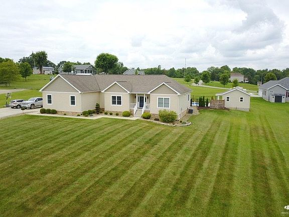 2nd image of 102 Todd Alan Dr