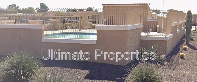 409 W Pontiac Dr #3 — Photo 12