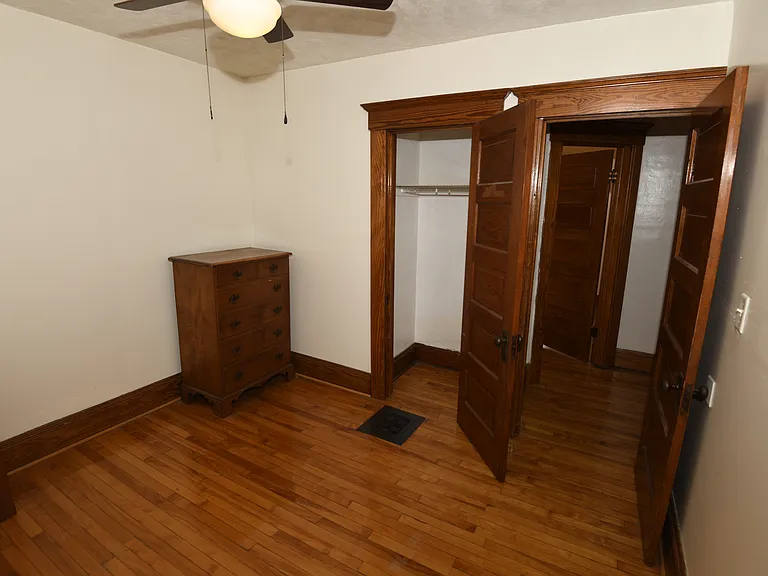 531 Tennyson Ave — Photo 27